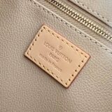 Replica Louis Vuitton Presbyopic Cosmetic Bag - High-Quality Designer Replica with Free Shipping